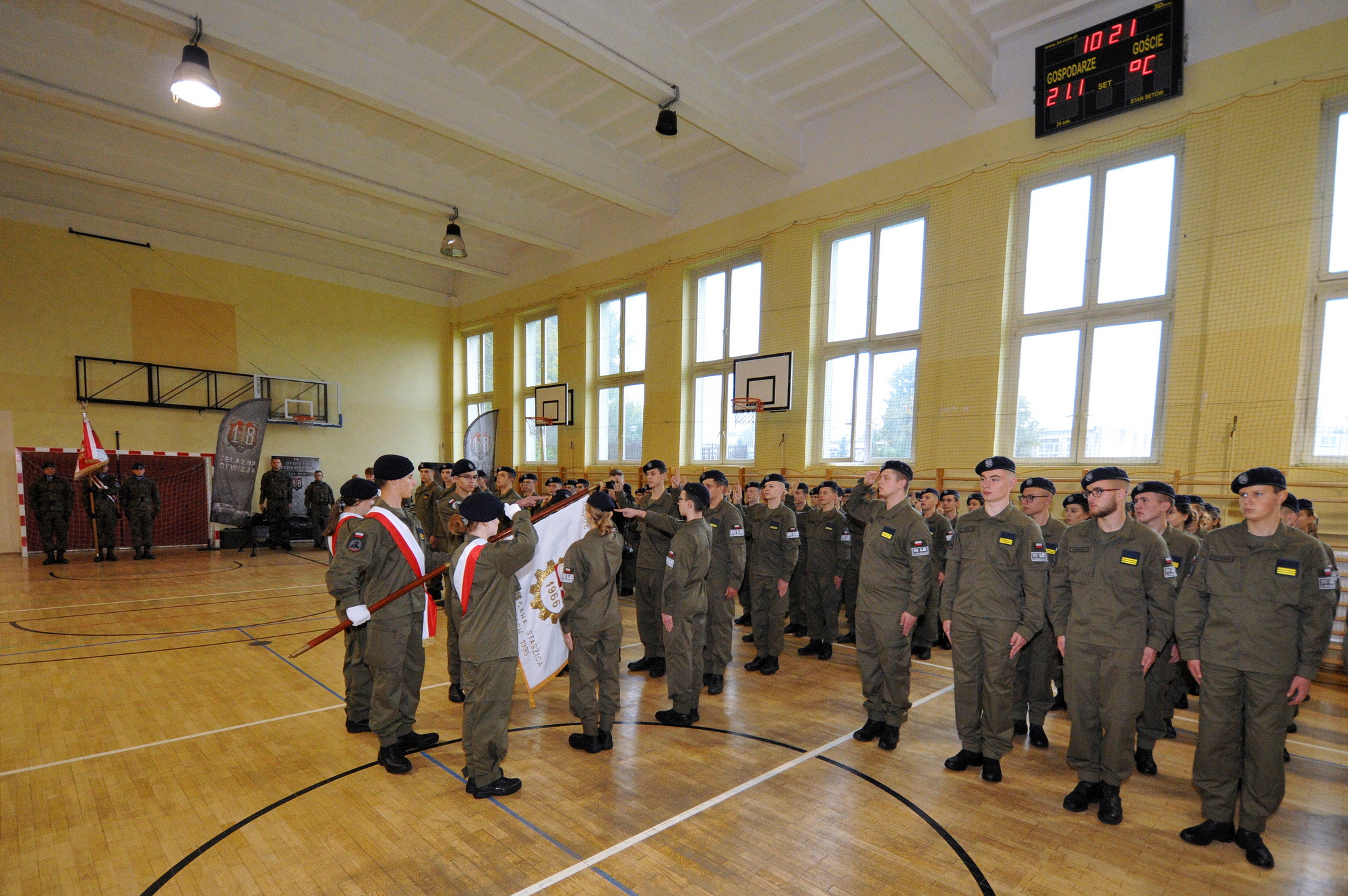 Ślubowanie uczniów klas wojskowych