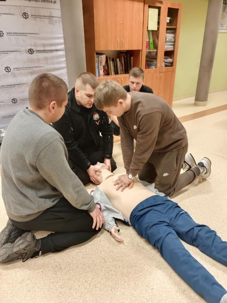Działania w ramach „Rządowego programu ograniczenia przestępczości i aspołecznych zachowań Razem bezpieczniej im. Władysława Stasiaka na lata 2022-2024”